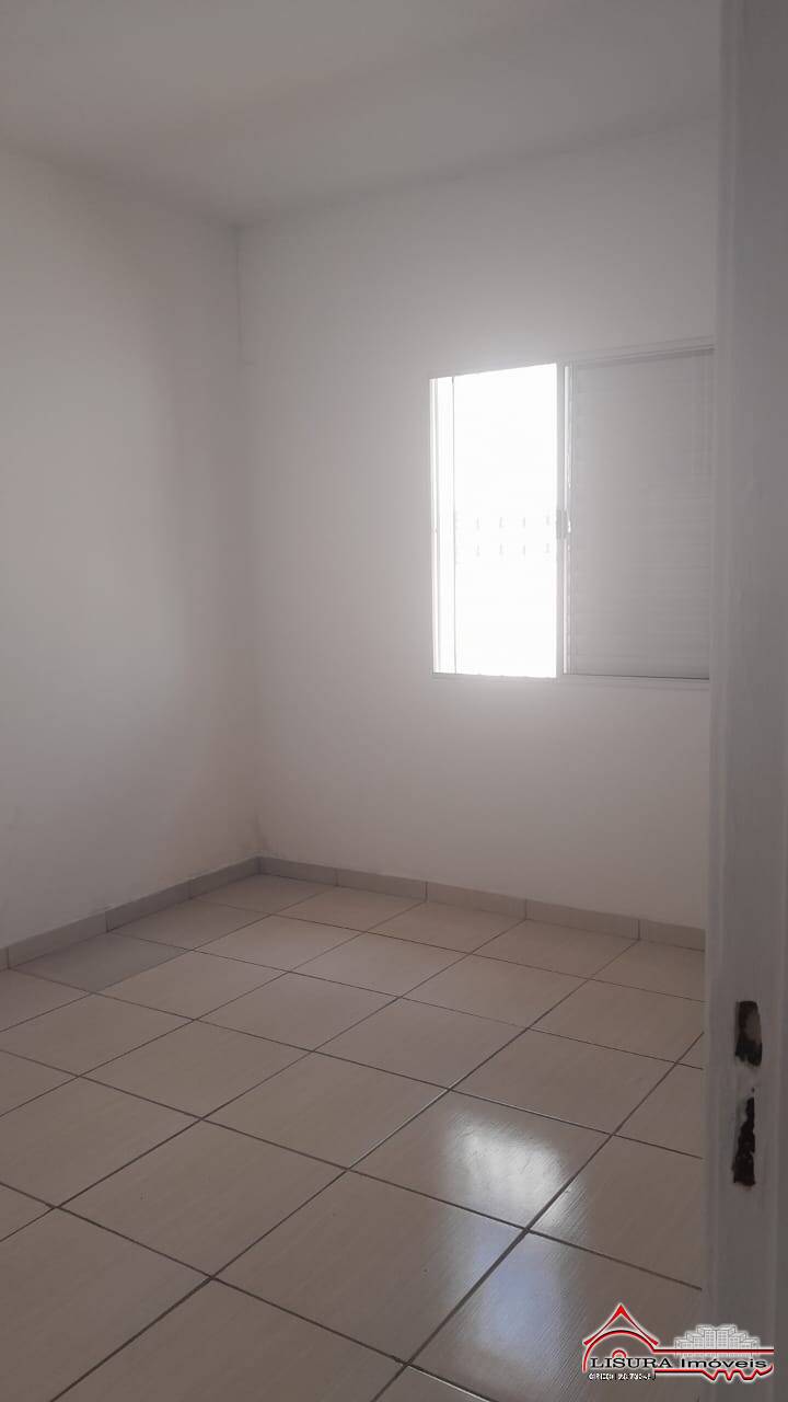 Casa para alugar com 4 quartos, 156m² - Foto 8