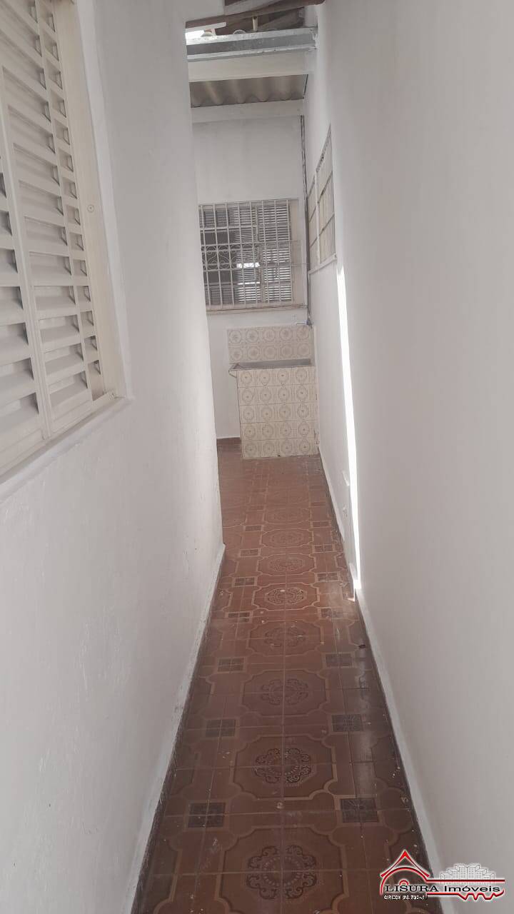 Casa para alugar com 4 quartos, 156m² - Foto 25