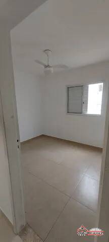 Apartamento à venda com 2 quartos, 43m² - Foto 15