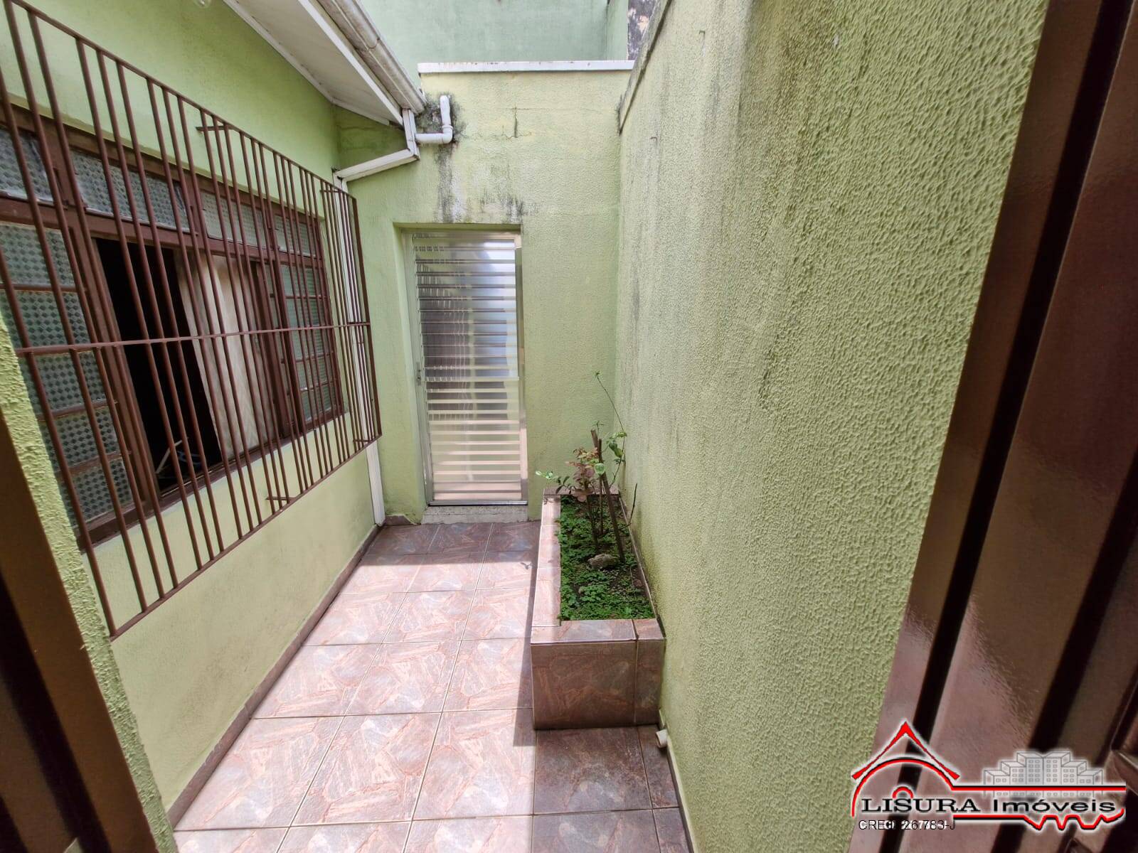 Casa à venda com 2 quartos, 120m² - Foto 32