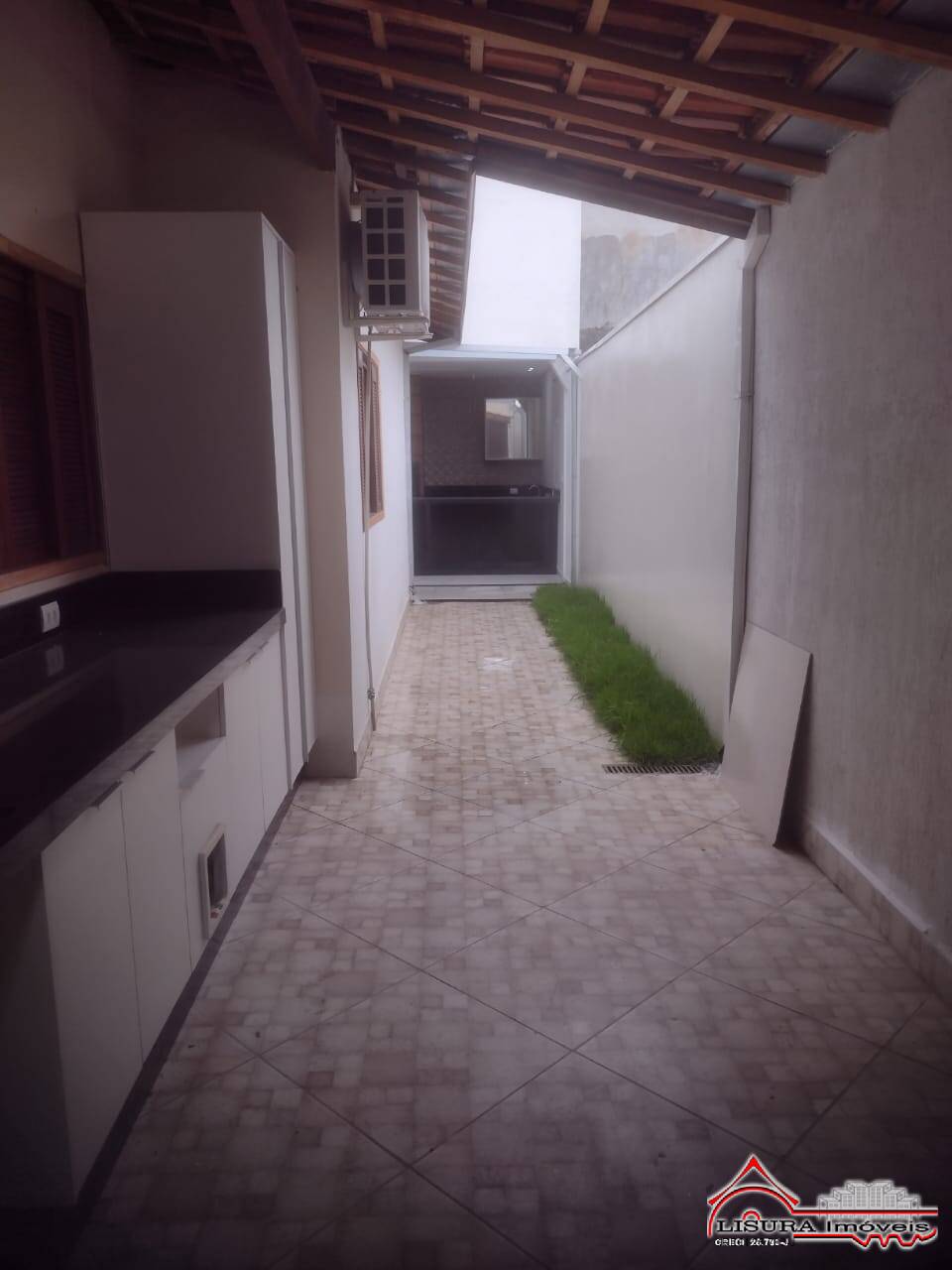 Casa à venda com 4 quartos, 200m² - Foto 41