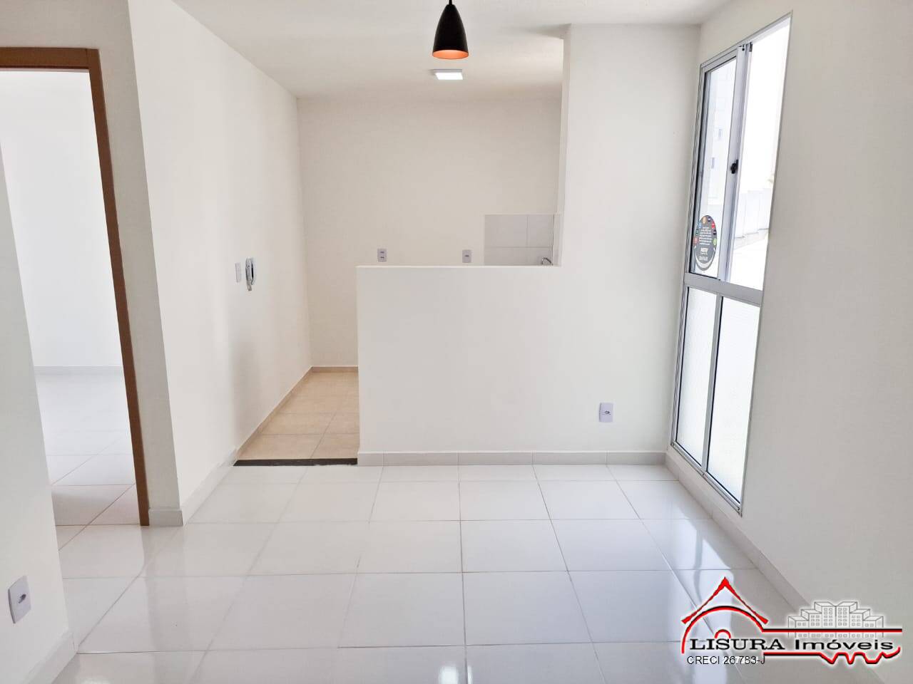 Apartamento à venda com 2 quartos, 39m² - Foto 3