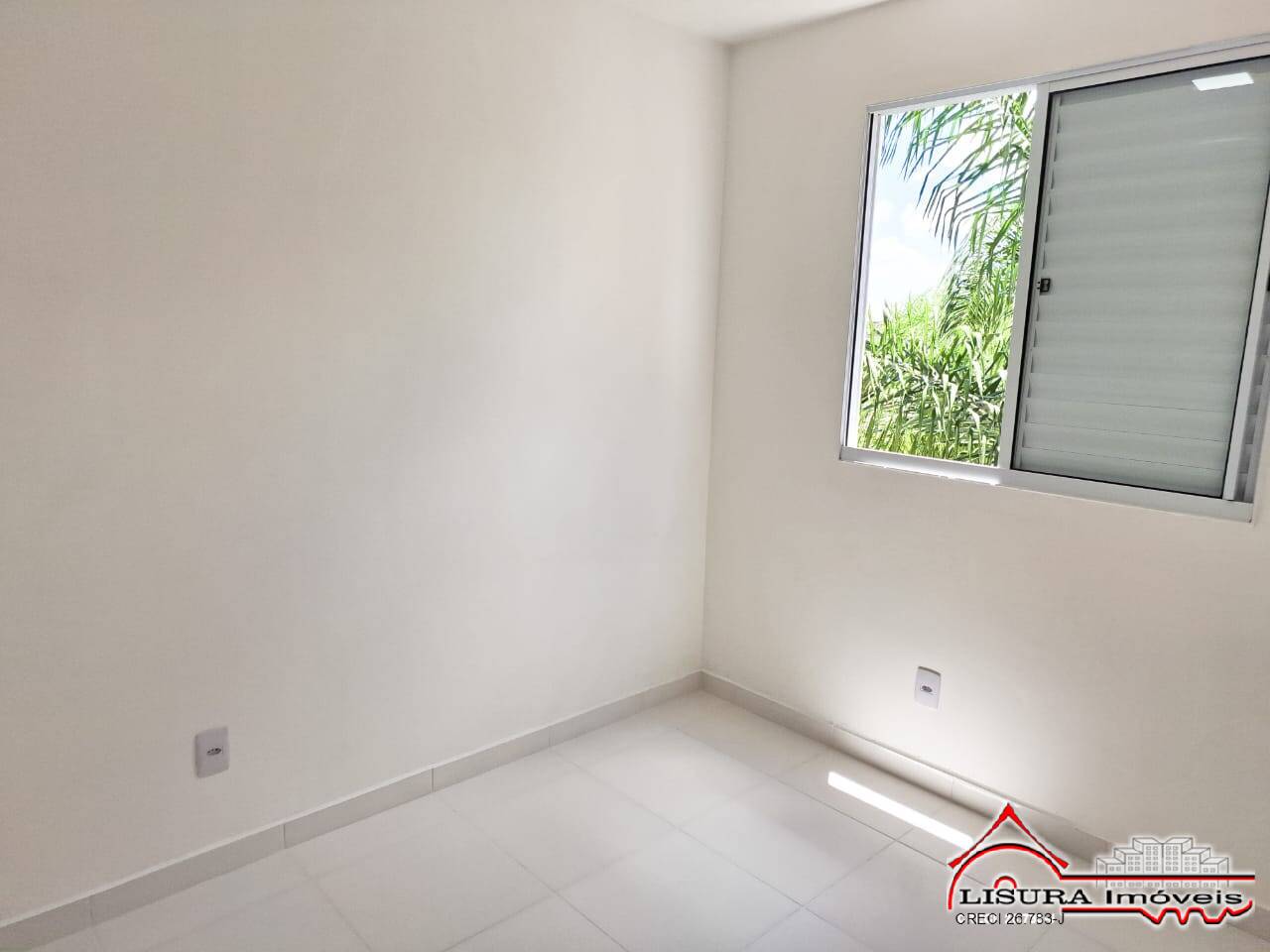 Apartamento à venda com 2 quartos, 39m² - Foto 11