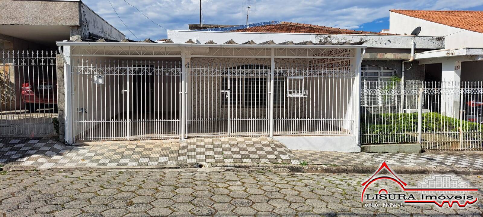 Casa para alugar com 3 quartos, 166m² - Foto 1