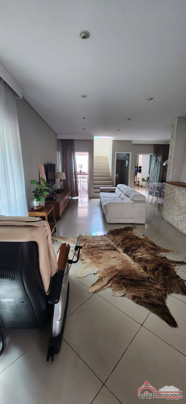 Casa à venda com 3 quartos, 200m² - Foto 9