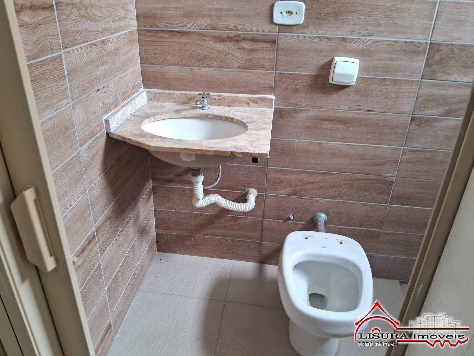 Casa à venda com 3 quartos, 145m² - Foto 18