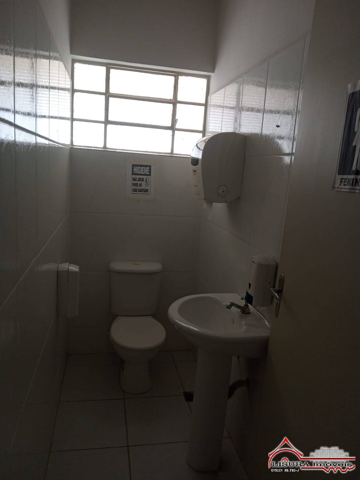 Casa à venda com 3 quartos, 200m² - Foto 15