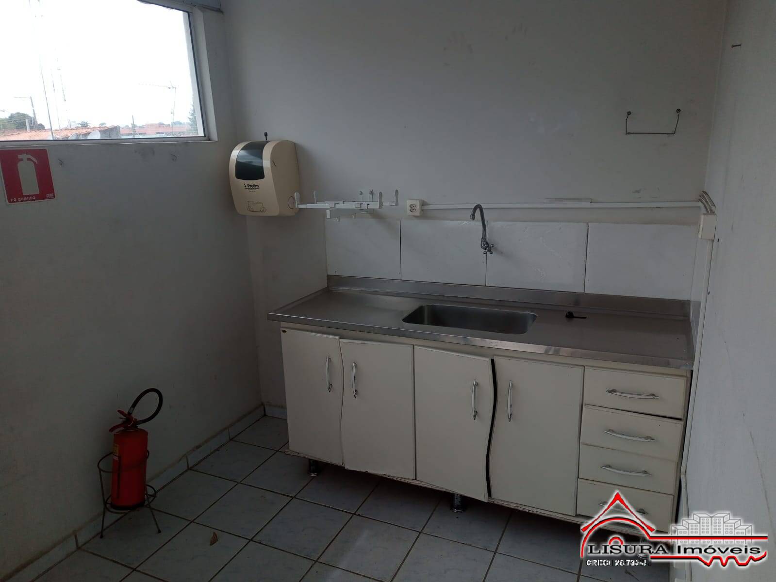 Casa à venda com 3 quartos, 200m² - Foto 13