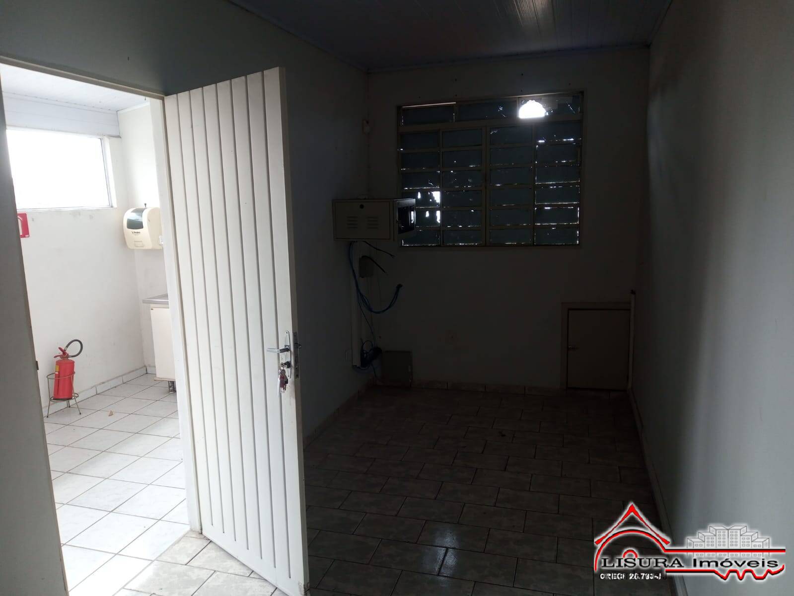 Casa à venda com 3 quartos, 200m² - Foto 21