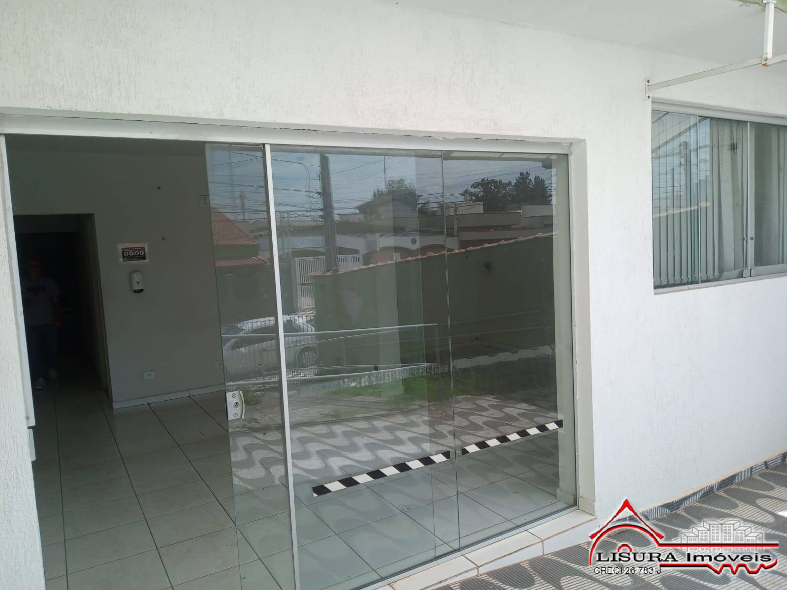 Casa à venda com 3 quartos, 200m² - Foto 4