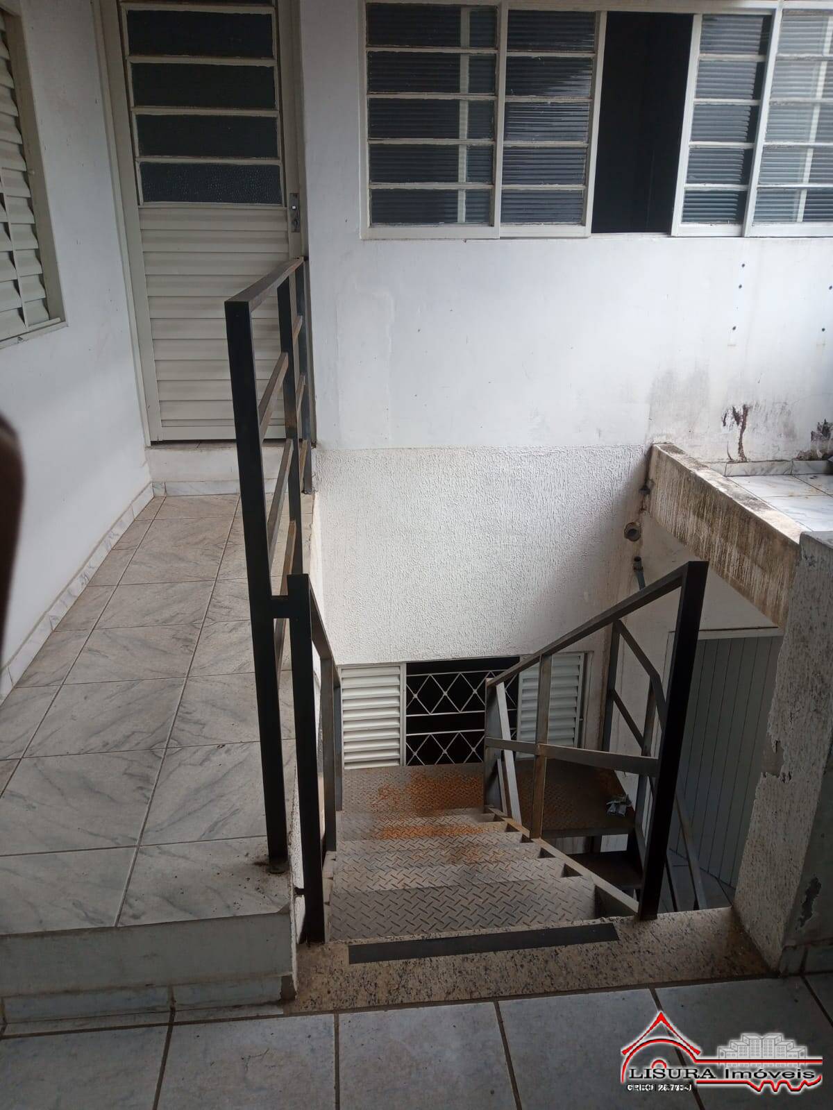 Casa à venda com 3 quartos, 200m² - Foto 26