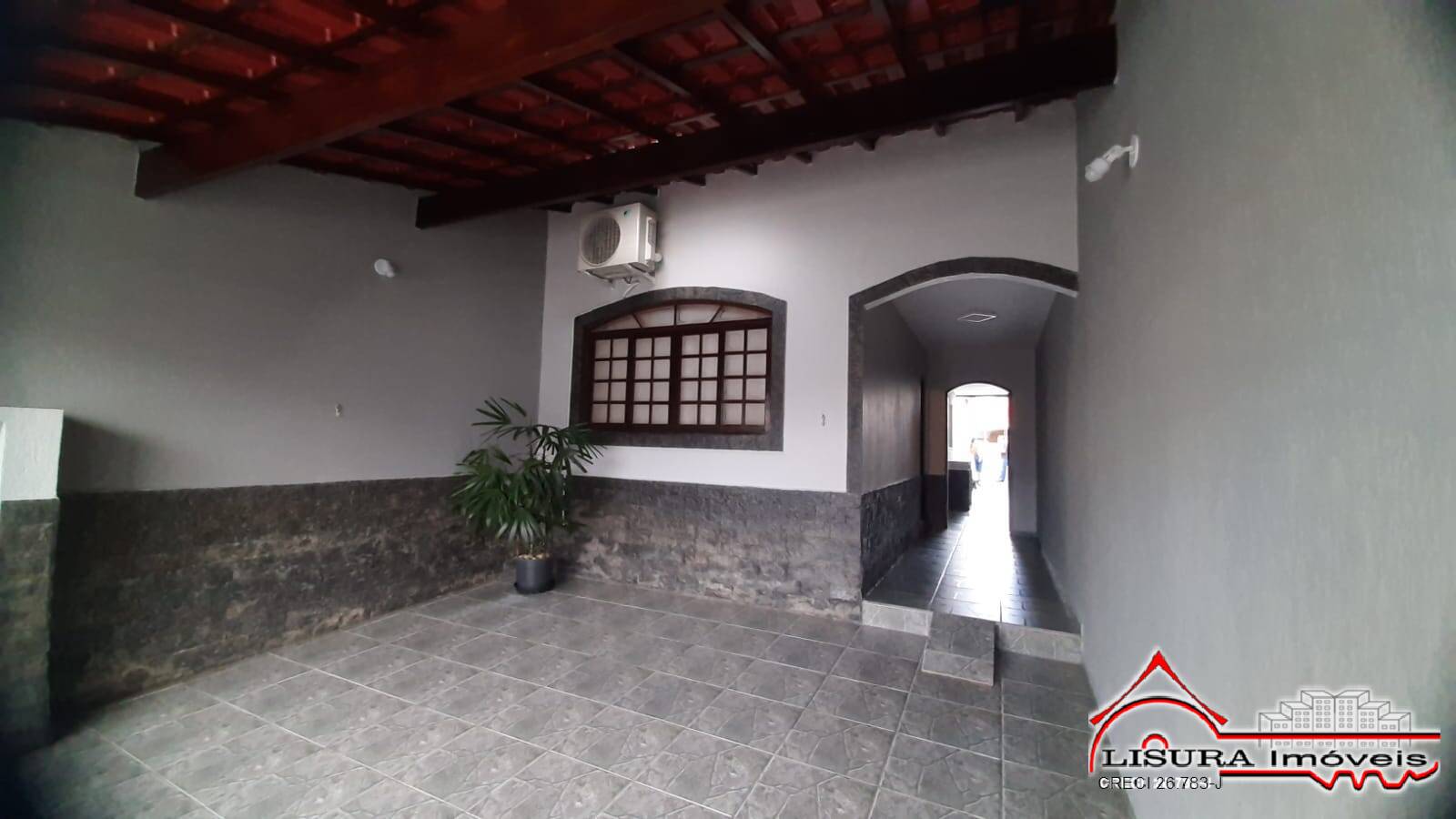 Casa à venda com 2 quartos, 124m² - Foto 2