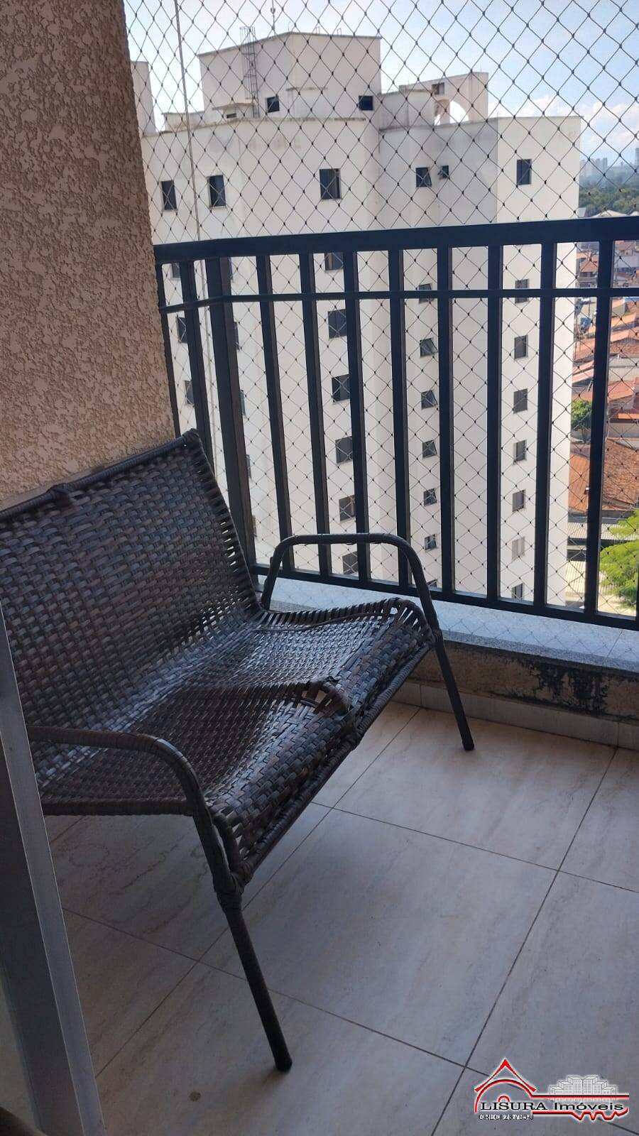 Apartamento à venda com 2 quartos, 64m² - Foto 17