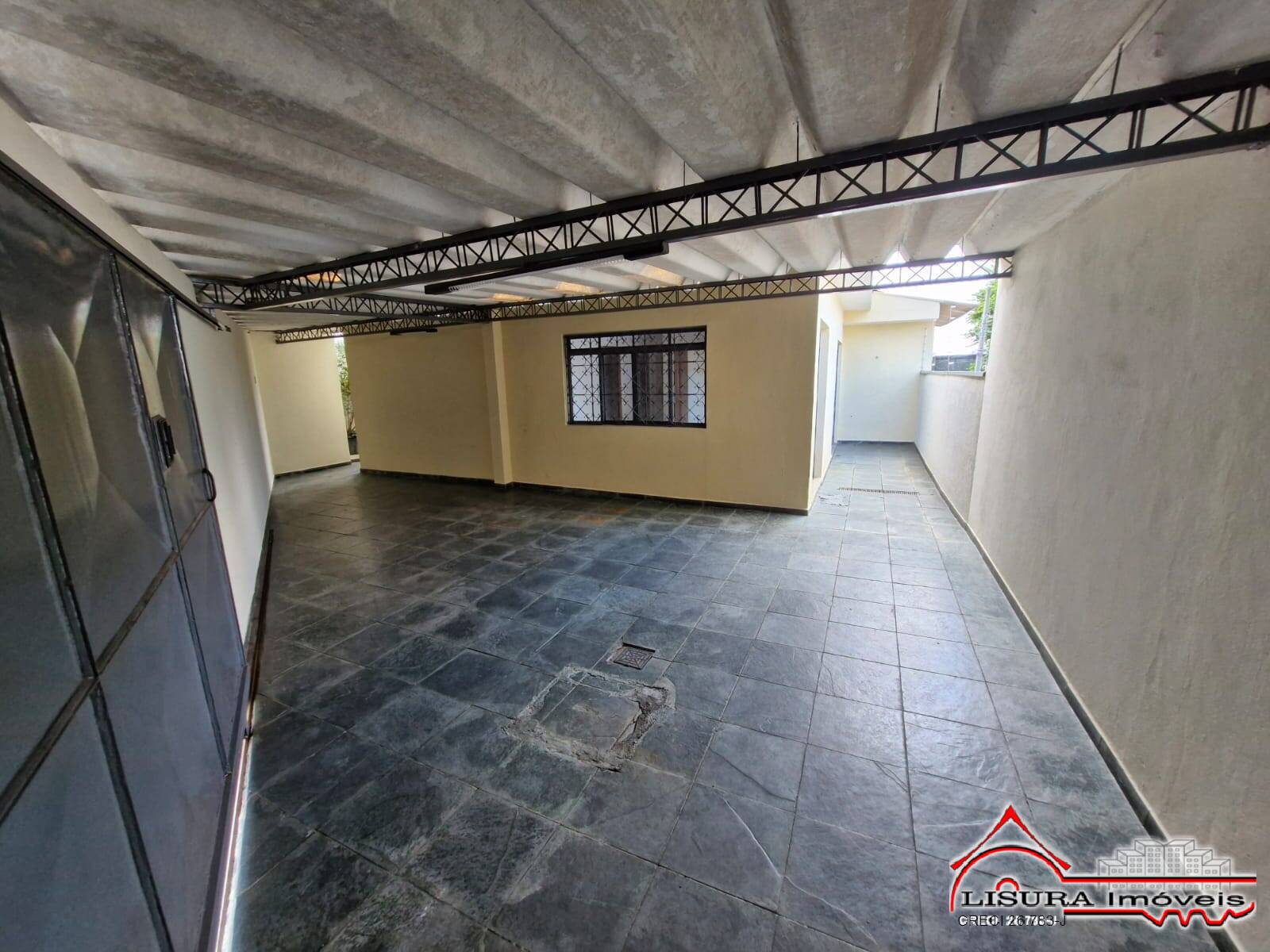 Casa à venda com 3 quartos, 192m² - Foto 2