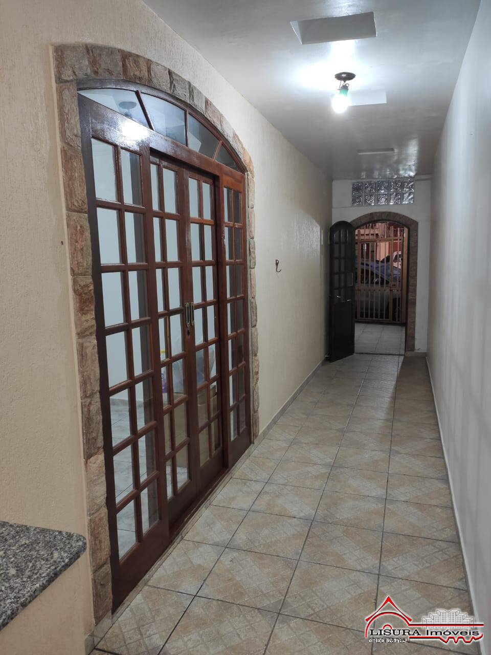 Casa à venda com 1 quarto, 100m² - Foto 12