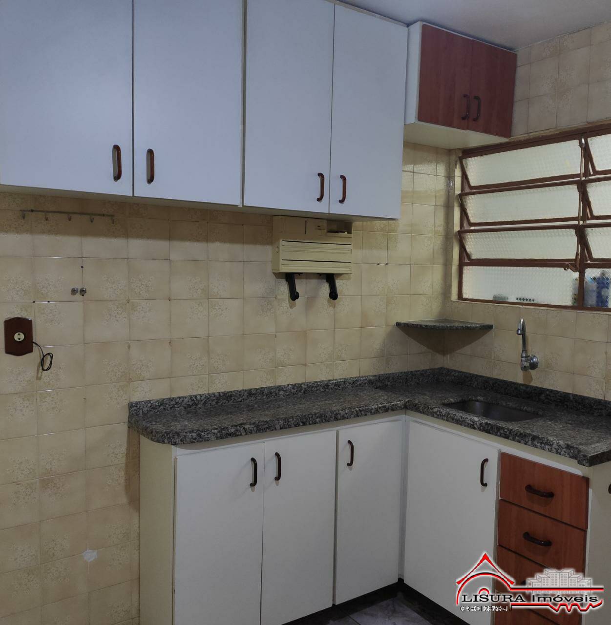 Casa à venda com 1 quarto, 100m² - Foto 16