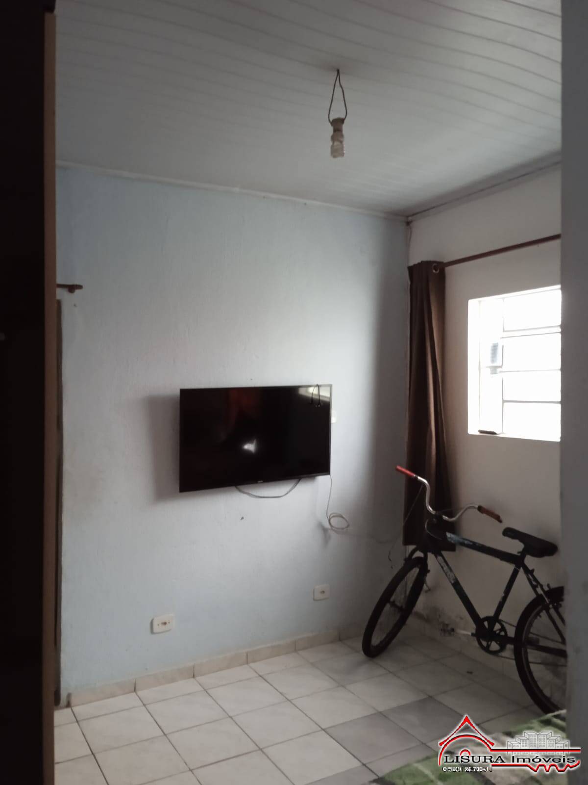 Casa à venda com 4 quartos, 135m² - Foto 1