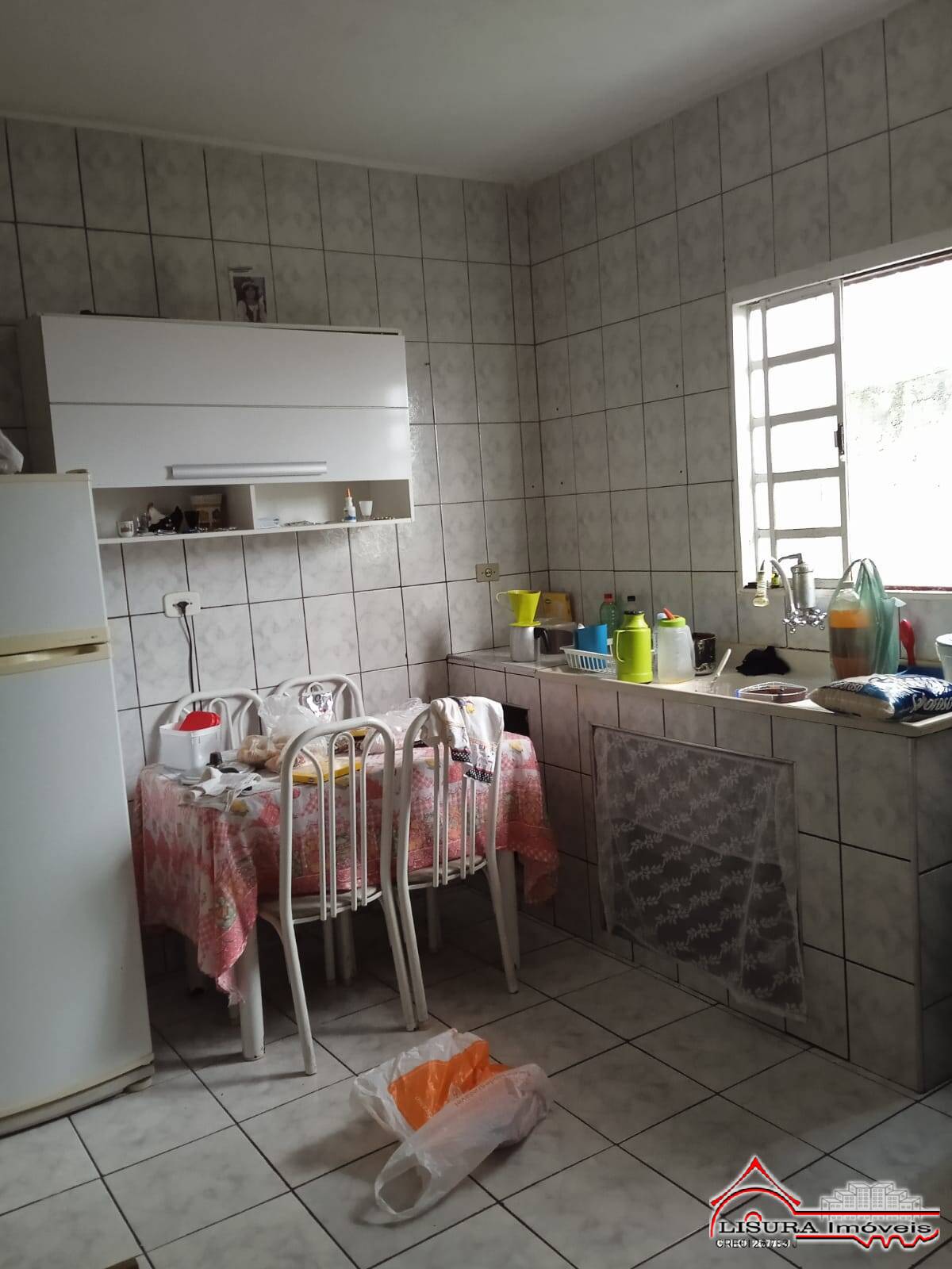 Casa à venda com 4 quartos, 135m² - Foto 2