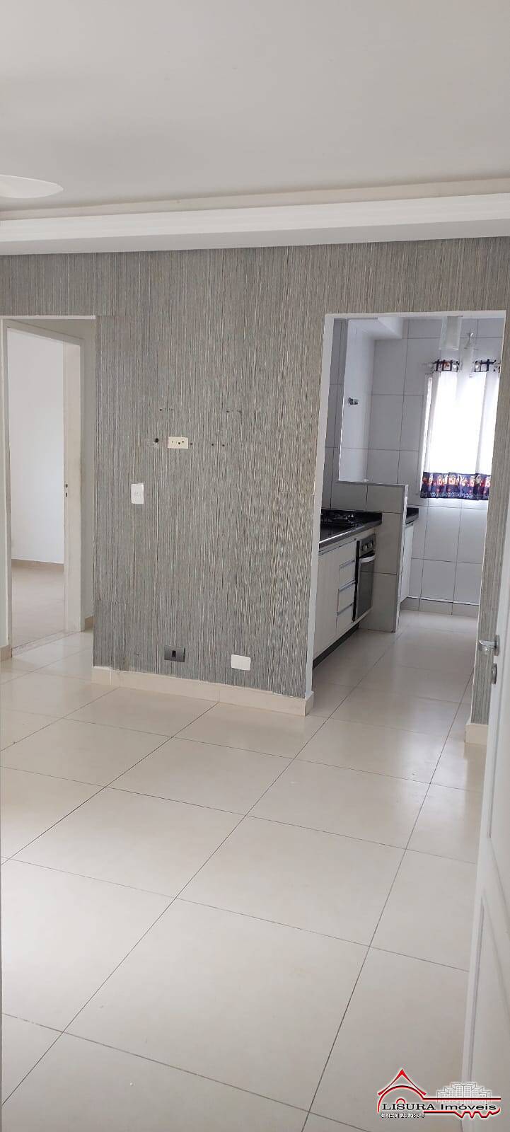 Apartamento à venda com 2 quartos, 43m² - Foto 3