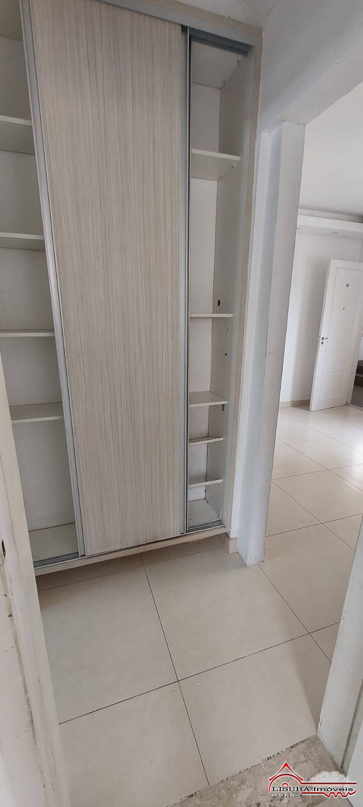 Apartamento à venda com 2 quartos, 43m² - Foto 11