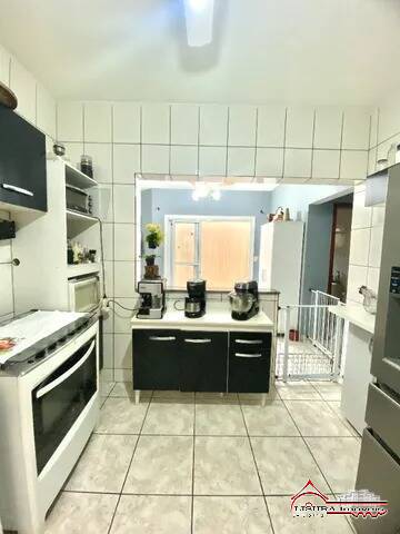 Casa à venda com 3 quartos, 118m² - Foto 11