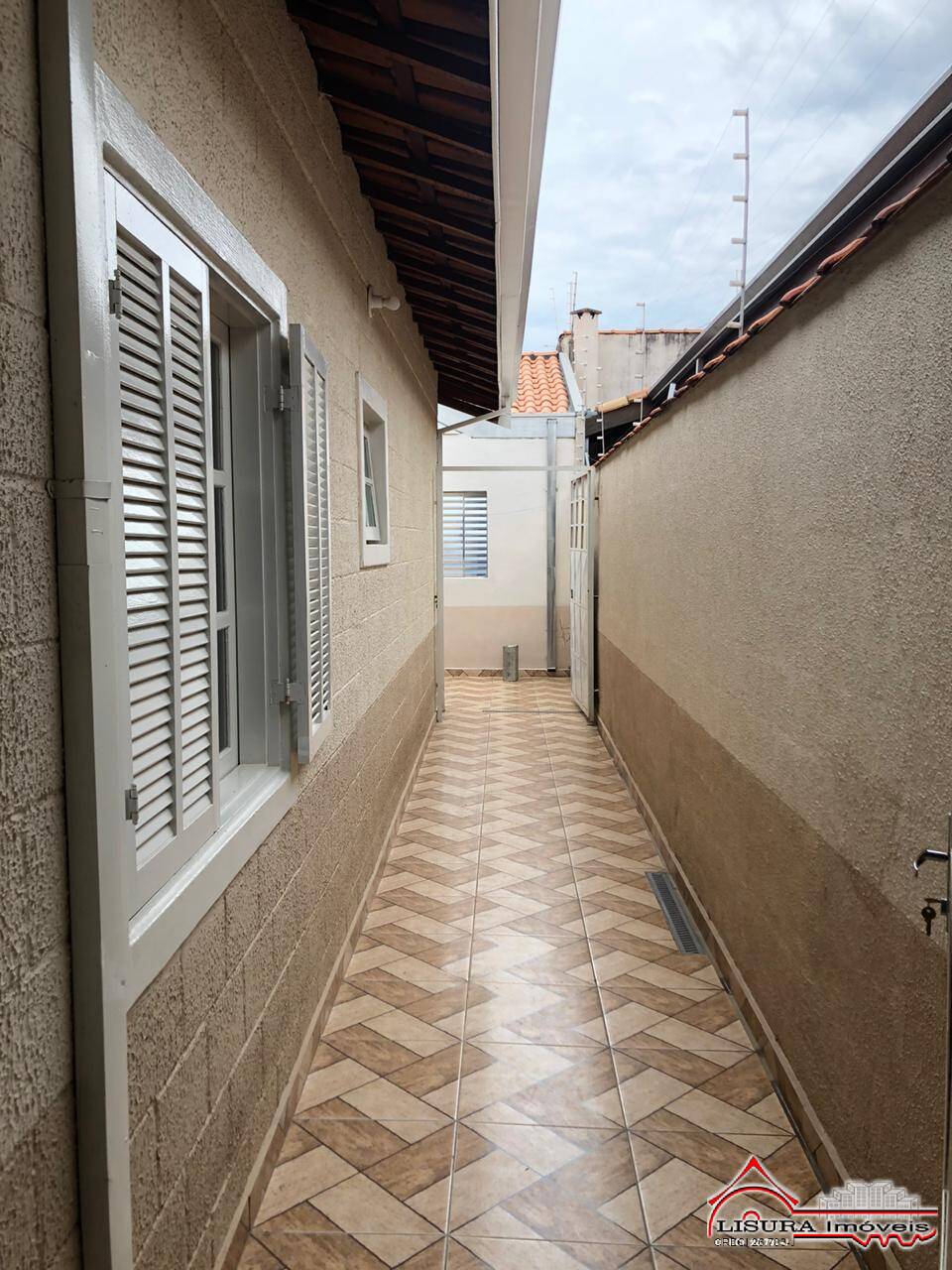 Casa à venda com 3 quartos, 145m² - Foto 13