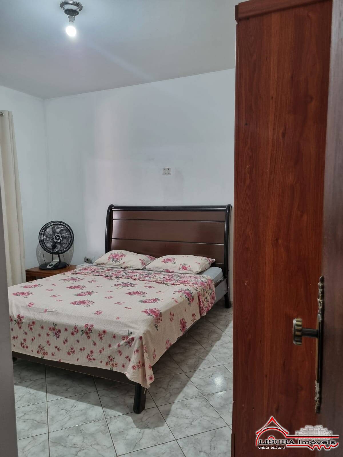 Casa à venda com 4 quartos, 288m² - Foto 15