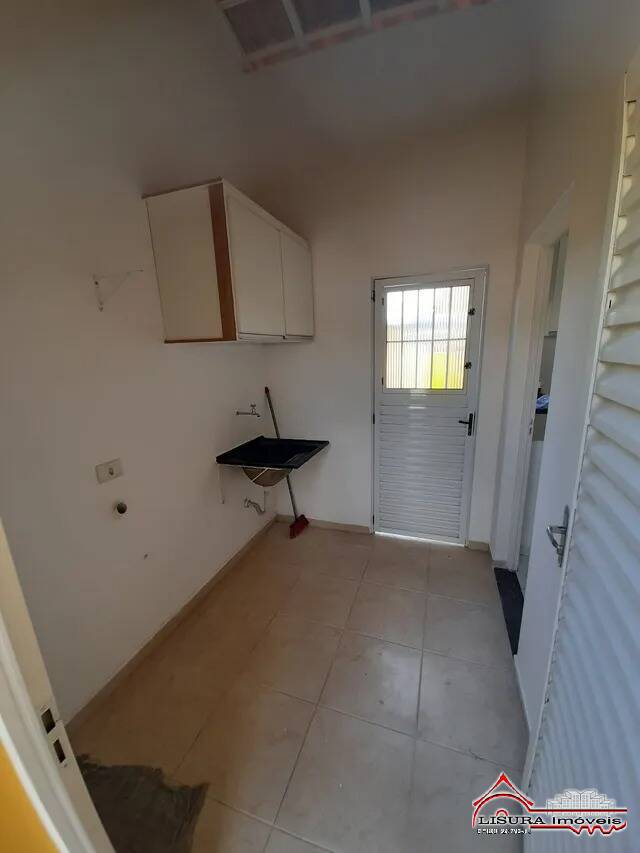 Casa à venda com 2 quartos, 70m² - Foto 10