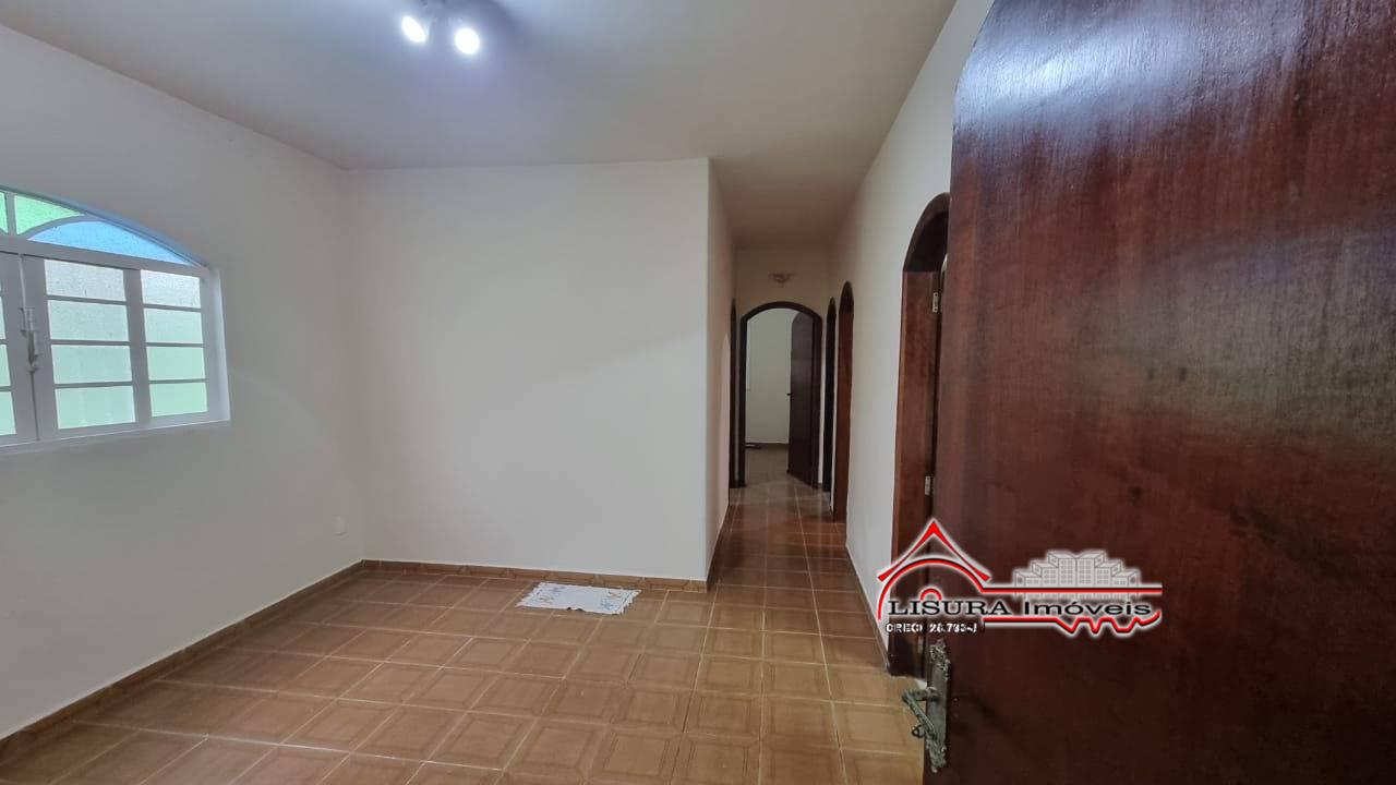 Casa à venda com 3 quartos, 330m² - Foto 8