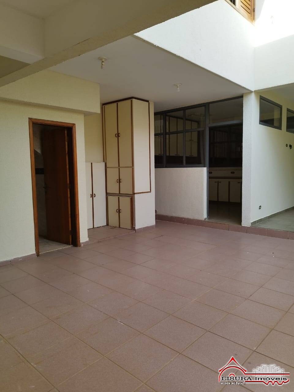 Casa à venda com 9 quartos, 600m² - Foto 25