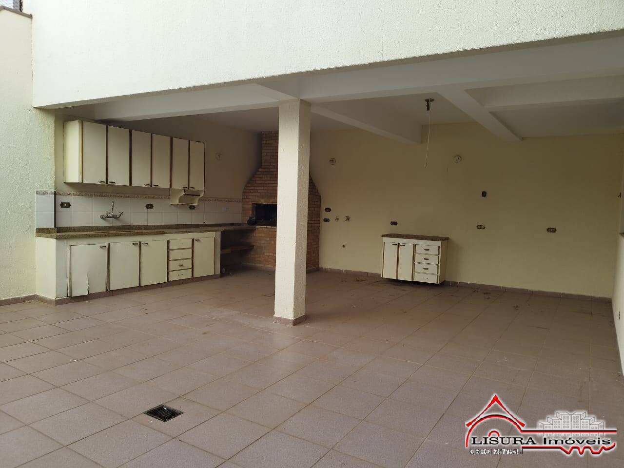 Casa à venda com 9 quartos, 600m² - Foto 65