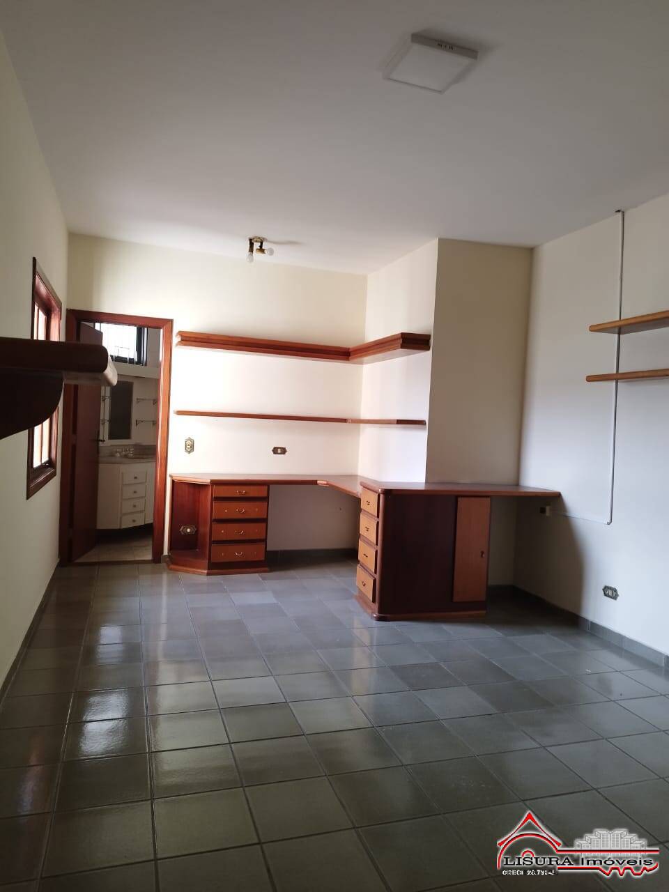 Casa à venda com 9 quartos, 600m² - Foto 35