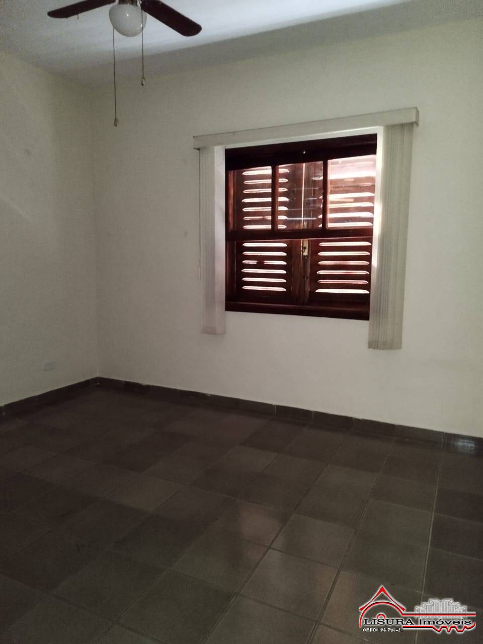 Casa à venda com 9 quartos, 600m² - Foto 45