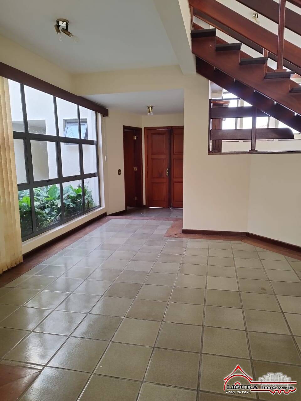 Casa à venda com 9 quartos, 600m² - Foto 5