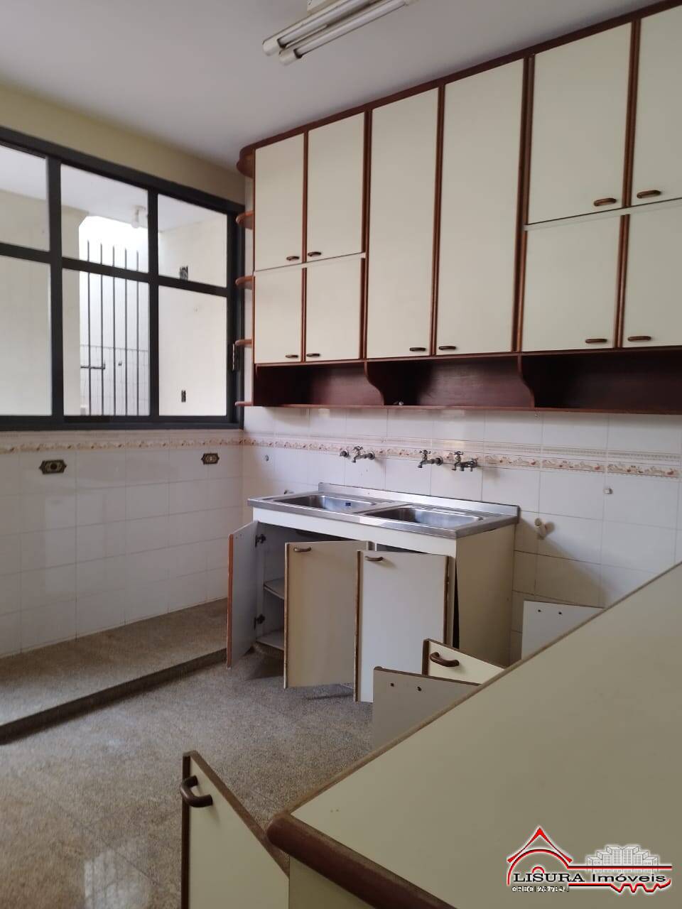 Casa à venda com 9 quartos, 600m² - Foto 73