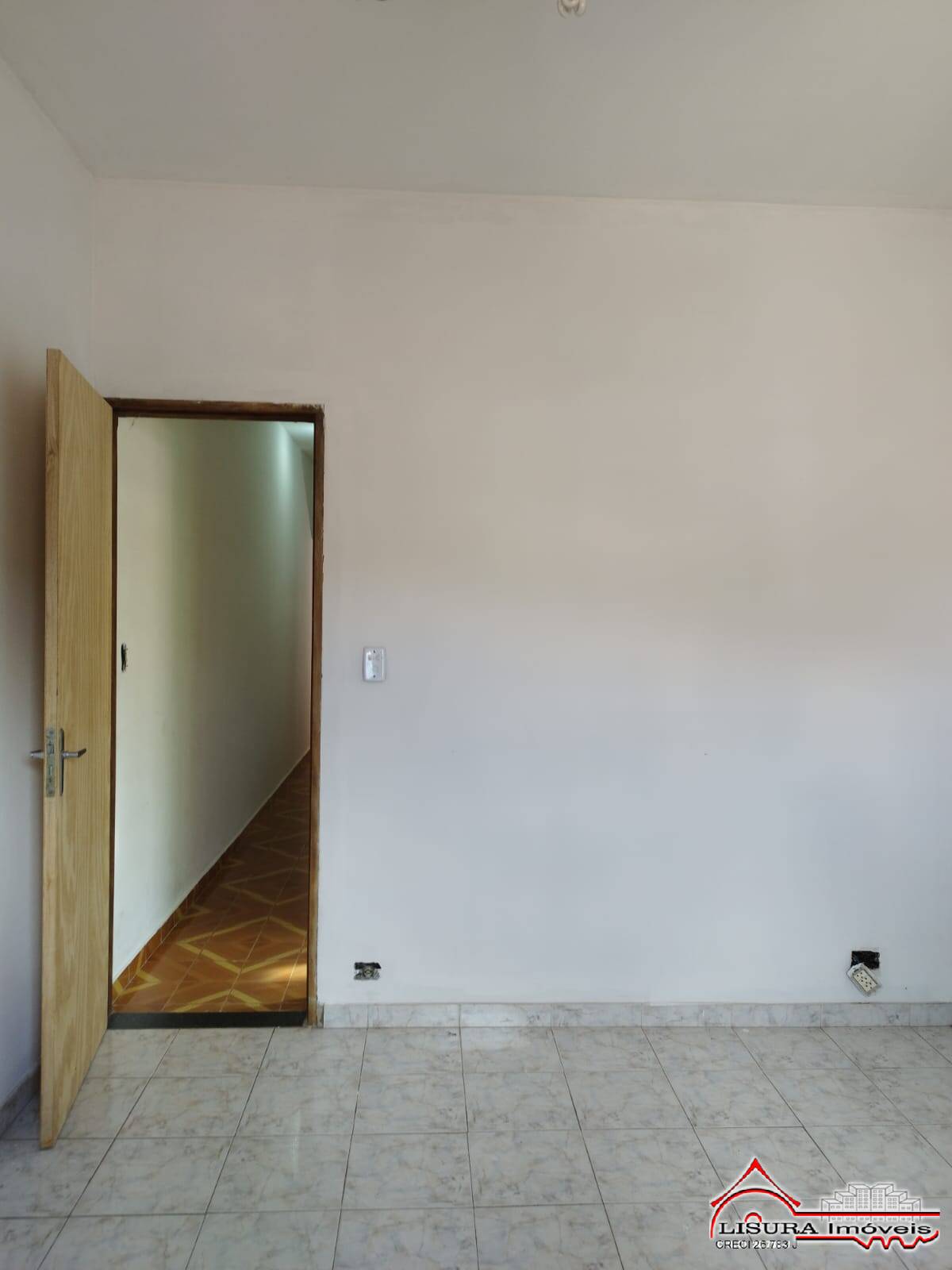 Casa à venda com 4 quartos, 188m² - Foto 9