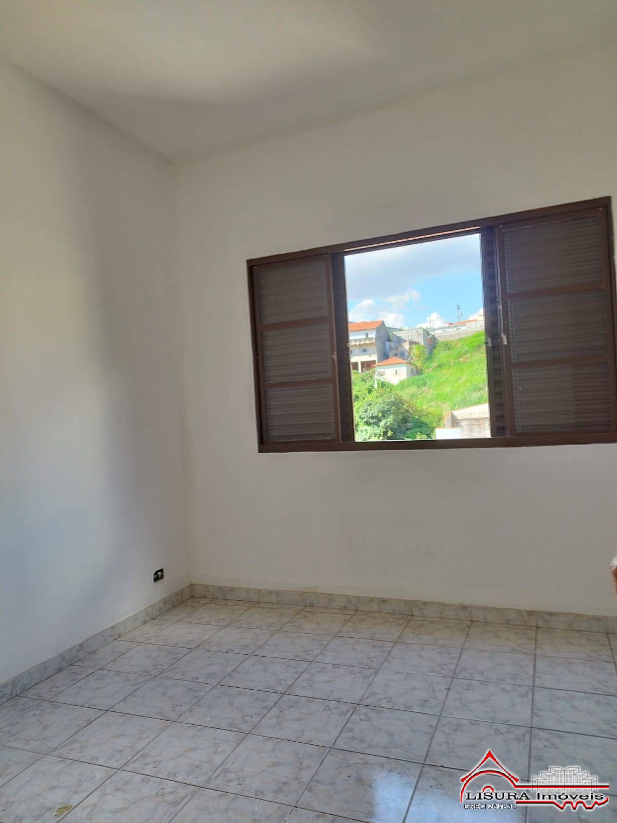 Casa à venda com 4 quartos, 188m² - Foto 7