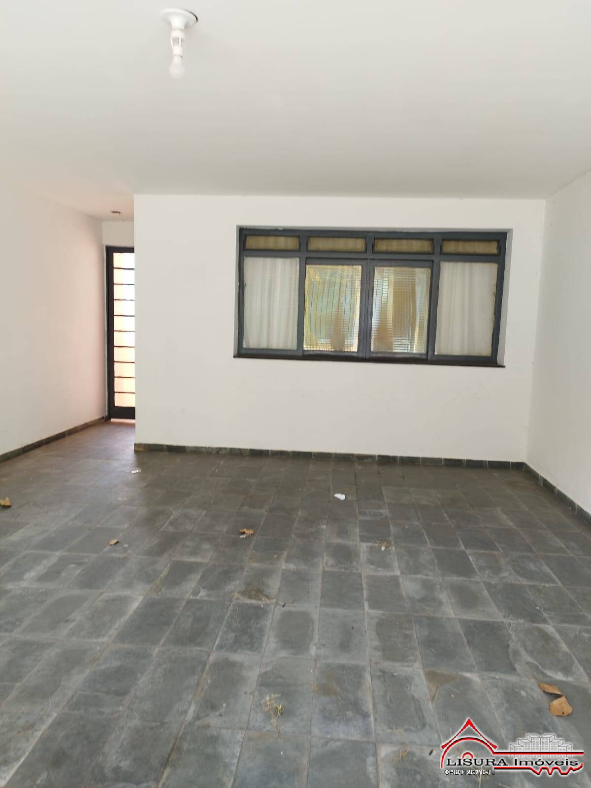 Casa à venda com 4 quartos, 188m² - Foto 4