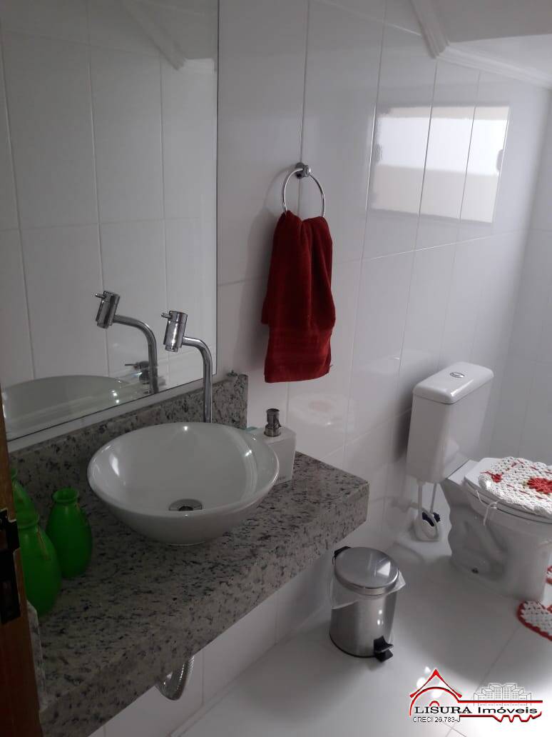 Casa à venda com 3 quartos, 190m² - Foto 16