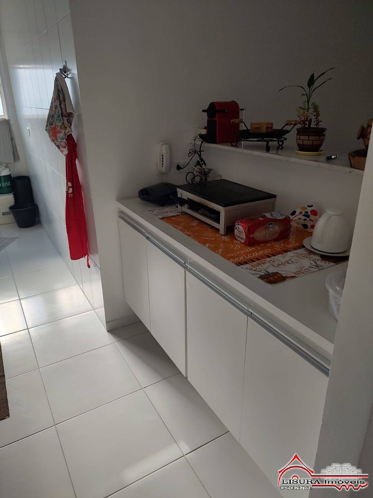 Apartamento à venda com 2 quartos, 68m² - Foto 4