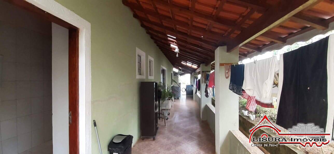 Casa à venda com 4 quartos, 2200m² - Foto 5