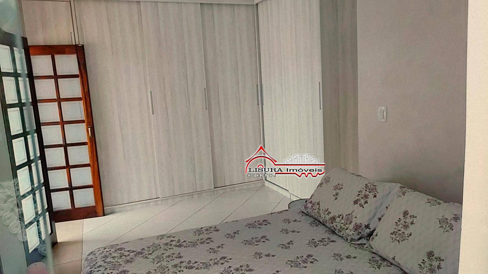 Casa à venda com 3 quartos, 200m² - Foto 25