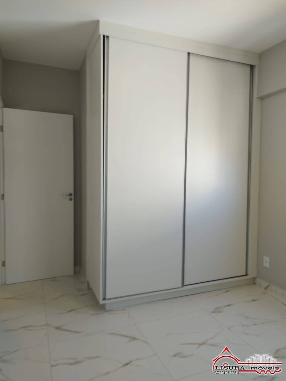 Apartamento à venda com 3 quartos, 101m² - Foto 13