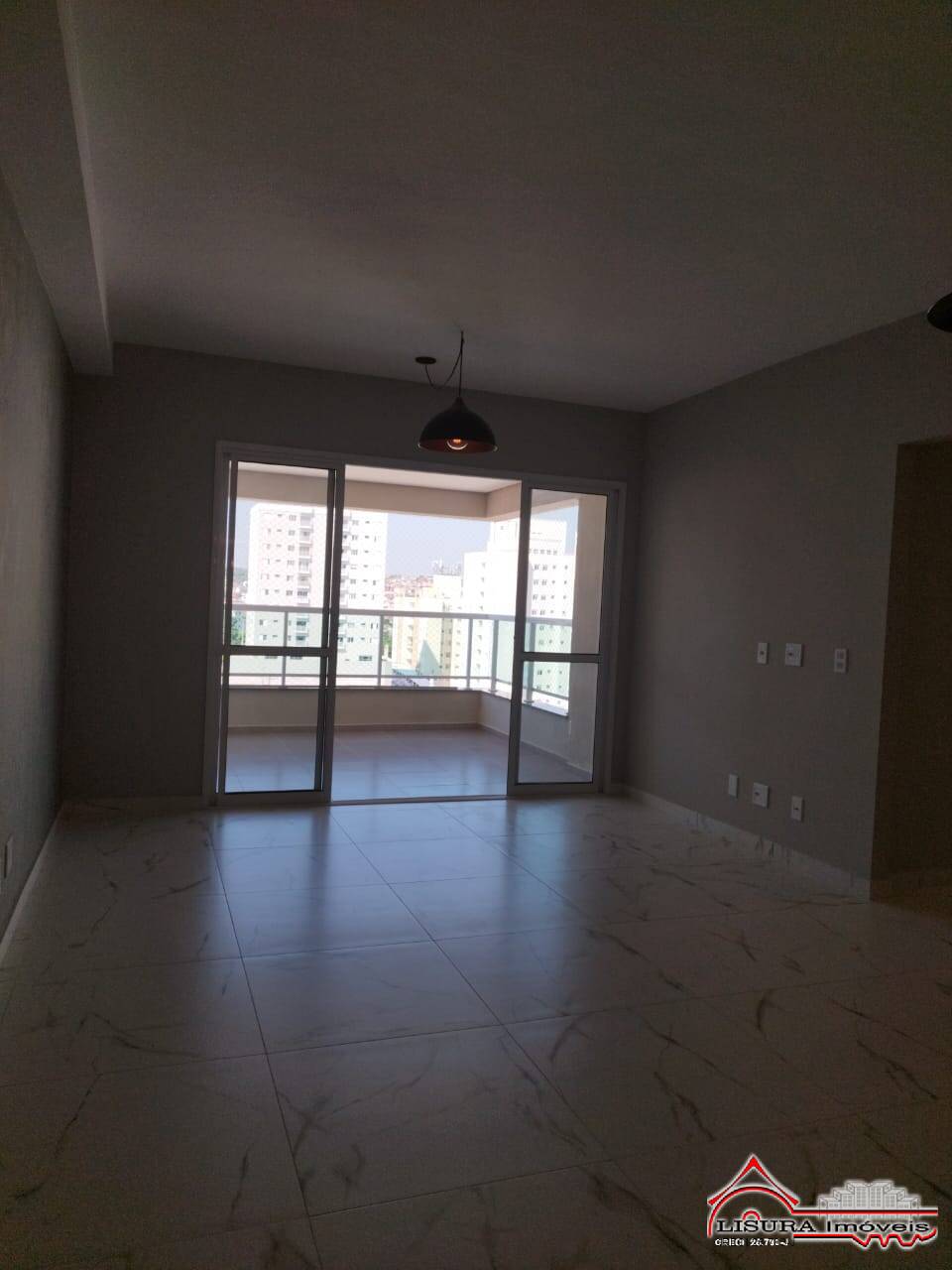 Apartamento à venda com 3 quartos, 101m² - Foto 4