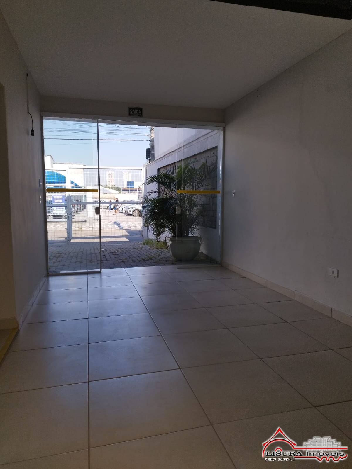 Loja-Salão para alugar com 4 quartos, 302m² - Foto 7