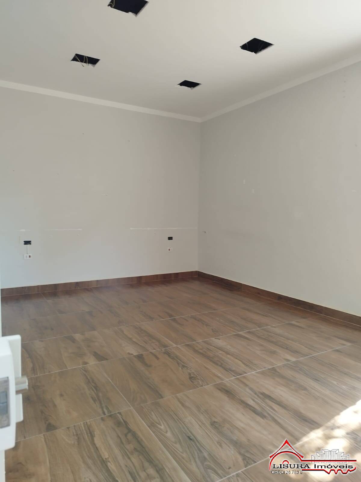 Loja-Salão para alugar com 4 quartos, 302m² - Foto 12