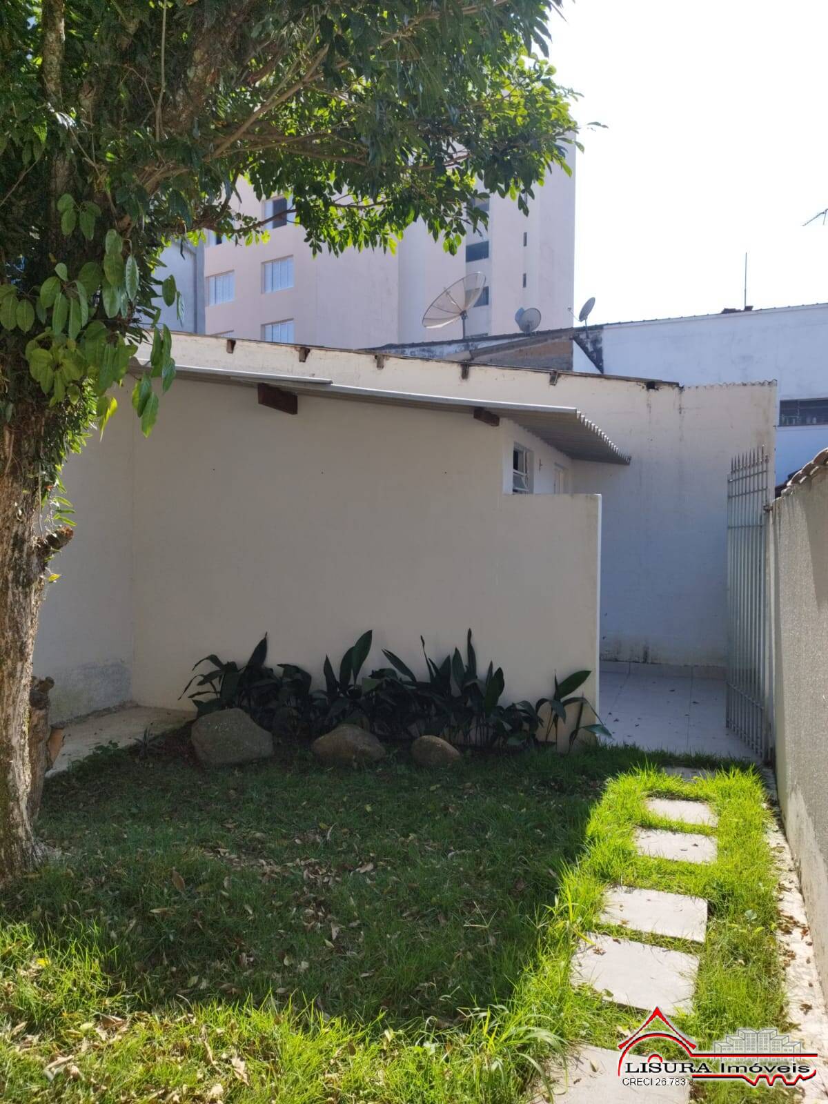 Loja-Salão para alugar com 4 quartos, 302m² - Foto 45