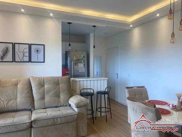 Apartamento à venda com 2 quartos, 62m² - Foto 1