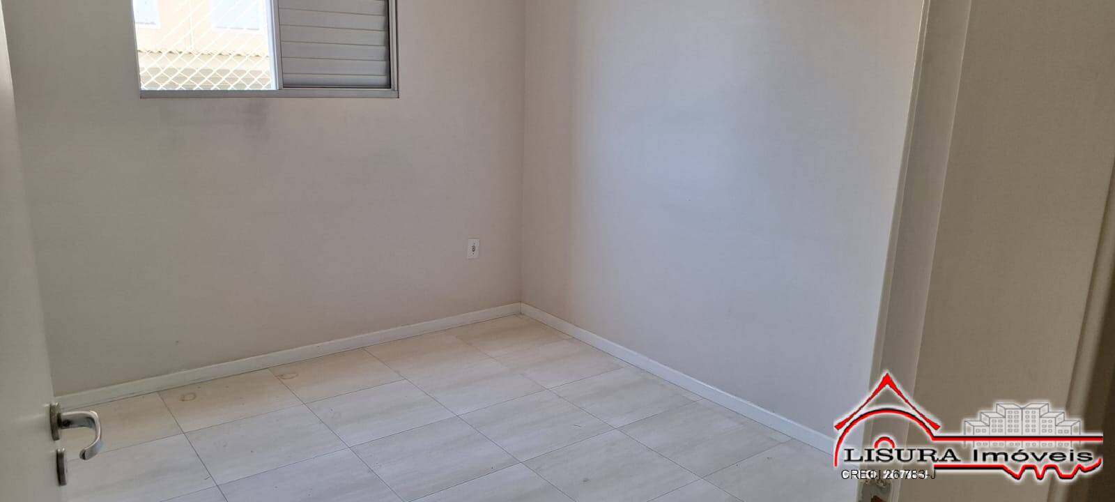 Apartamento à venda com 2 quartos, 45m² - Foto 2