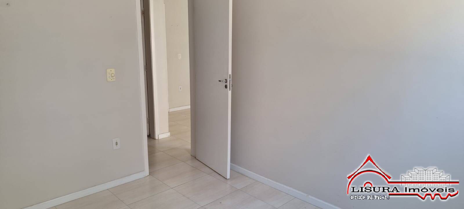 Apartamento à venda com 2 quartos, 45m² - Foto 3